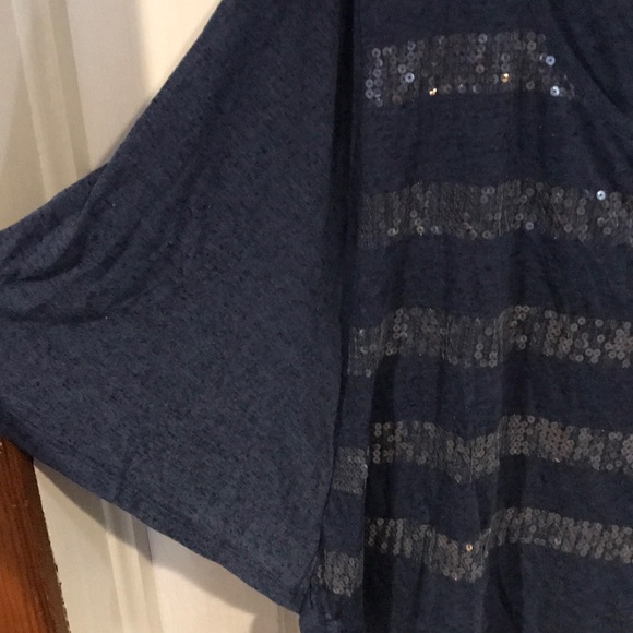 Xhilaration top - Picture 2 of 5